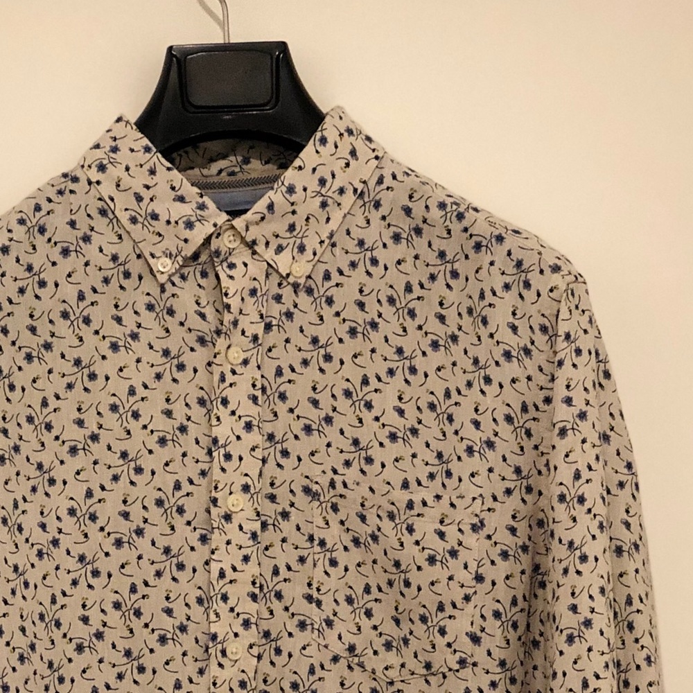Banana Republic Camden Fit floral linen shirt